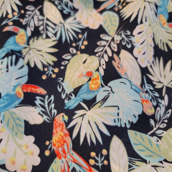 LC Lauren Conrad Parrot Shorts Scalloped Medium - Picture 3 of 9